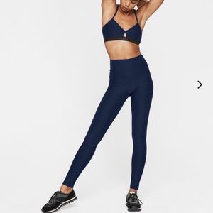 Outdoor Voices Hi-Rise Warmup legging